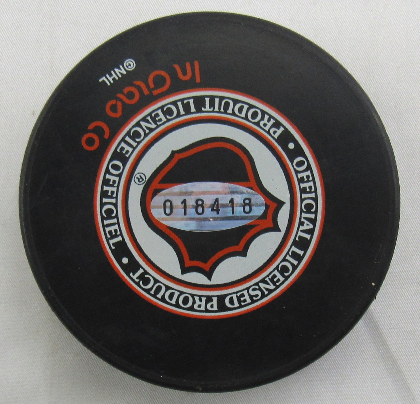 Martin Brodeur Signed Auto Puck Steiner Hologram 018418
