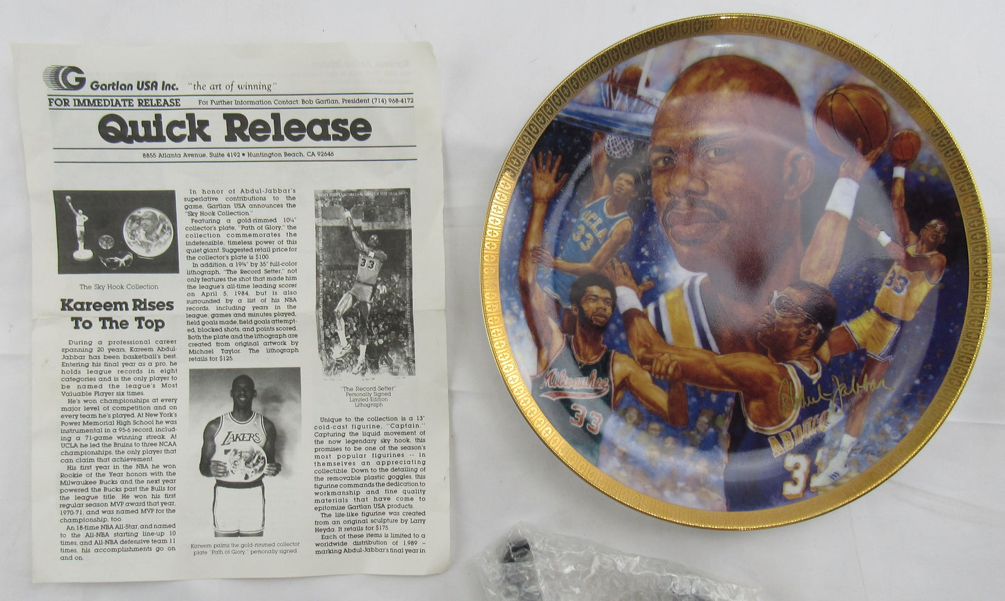 Kareem Abdul-Jabbar Signed Auto Painted Plate JSA CS78589