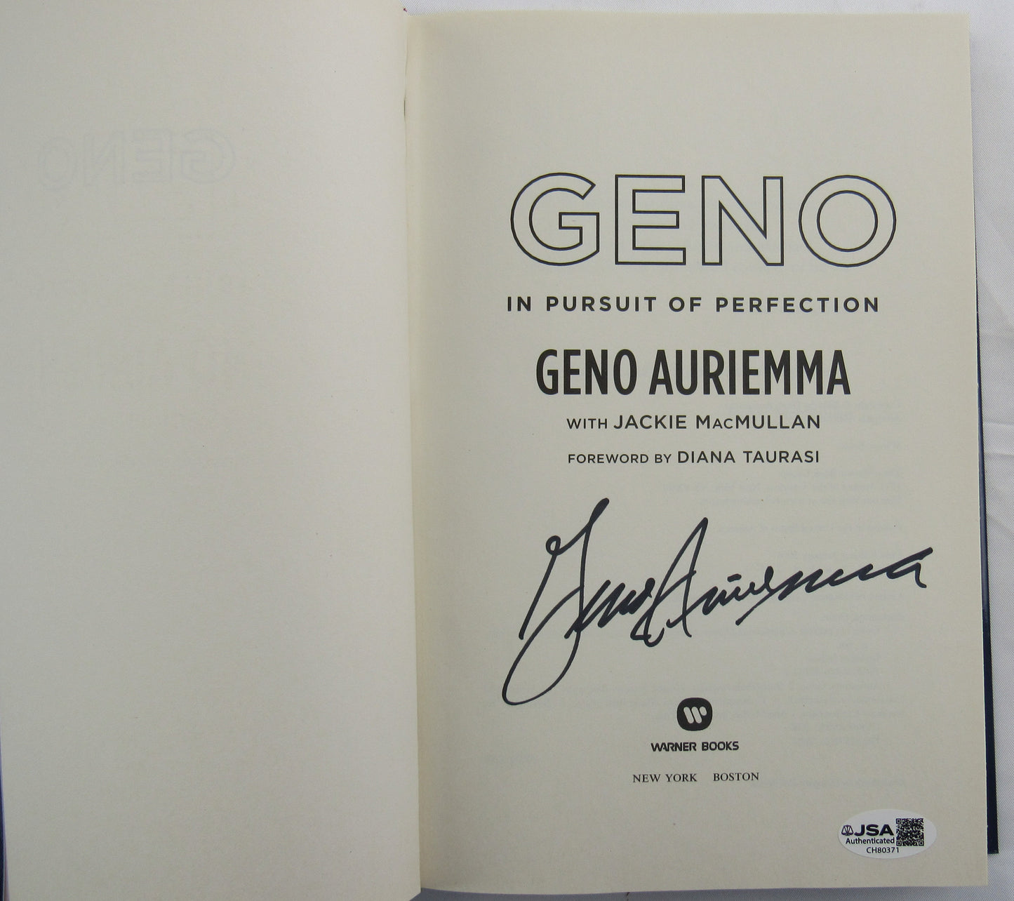 Geno Auriemma Signed Auto Book JSA CH80371