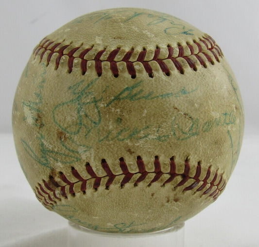 1960 New York Yankees Team Signed Roger Maris Mickey Mantle Auto Autograph Reach Baseball JSA YY52322