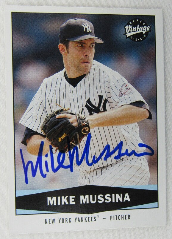 2004 Upper Deck Vintage Mike Mussina Signed Auto Autographed Card