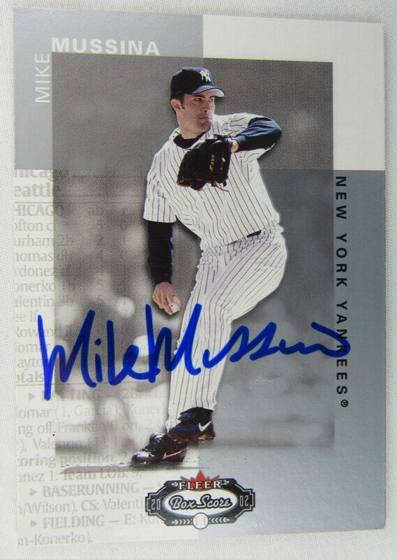 2002 Fleer Box Score Mike Mussina Signed Auto Autographed Card