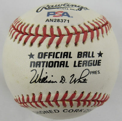 Hank Aaron Signed Auto Autograph Baseball PSA AN28371