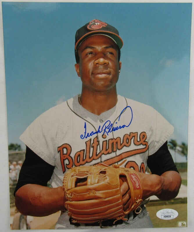 Frank Robinson Signed Auto Autograph 8x10 Photo JSA AQ68239