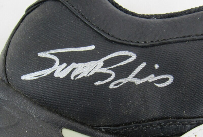 Scott Brosius Signed Auto Autograph Game Worn Cleats JSA AP96962