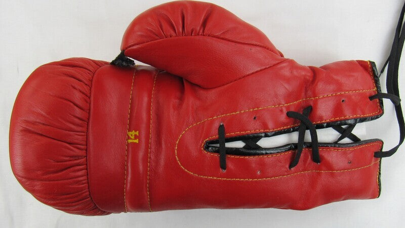 Muhammad Ali Cassius Clay Signed Auto Autograph Everlast Boxing Glove JSA YY40889