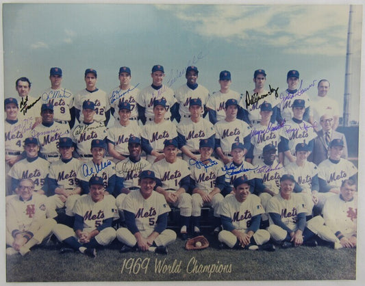 1969 World Champion Mets Multi Signed Auto Autograph 11x14 Photo XI