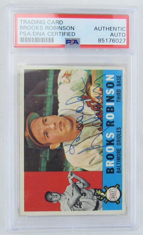 1960 Topps Brooks Robinson #230 Signed Auto Autograph Card PSA/DNA Encapsulated
