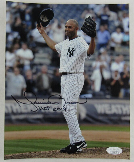 Mariano Rivera Signed Auto Autograph 8x10 Photo JSA AS04827