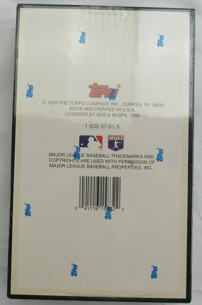 1995 Topps Finest Baseball Factory Sealed Hobby Wax Box 24 Packs