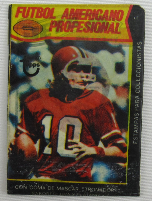 1977 Topps NFL Mexican Football Sealed 1 wax pack of 2 cards Mexico vintage