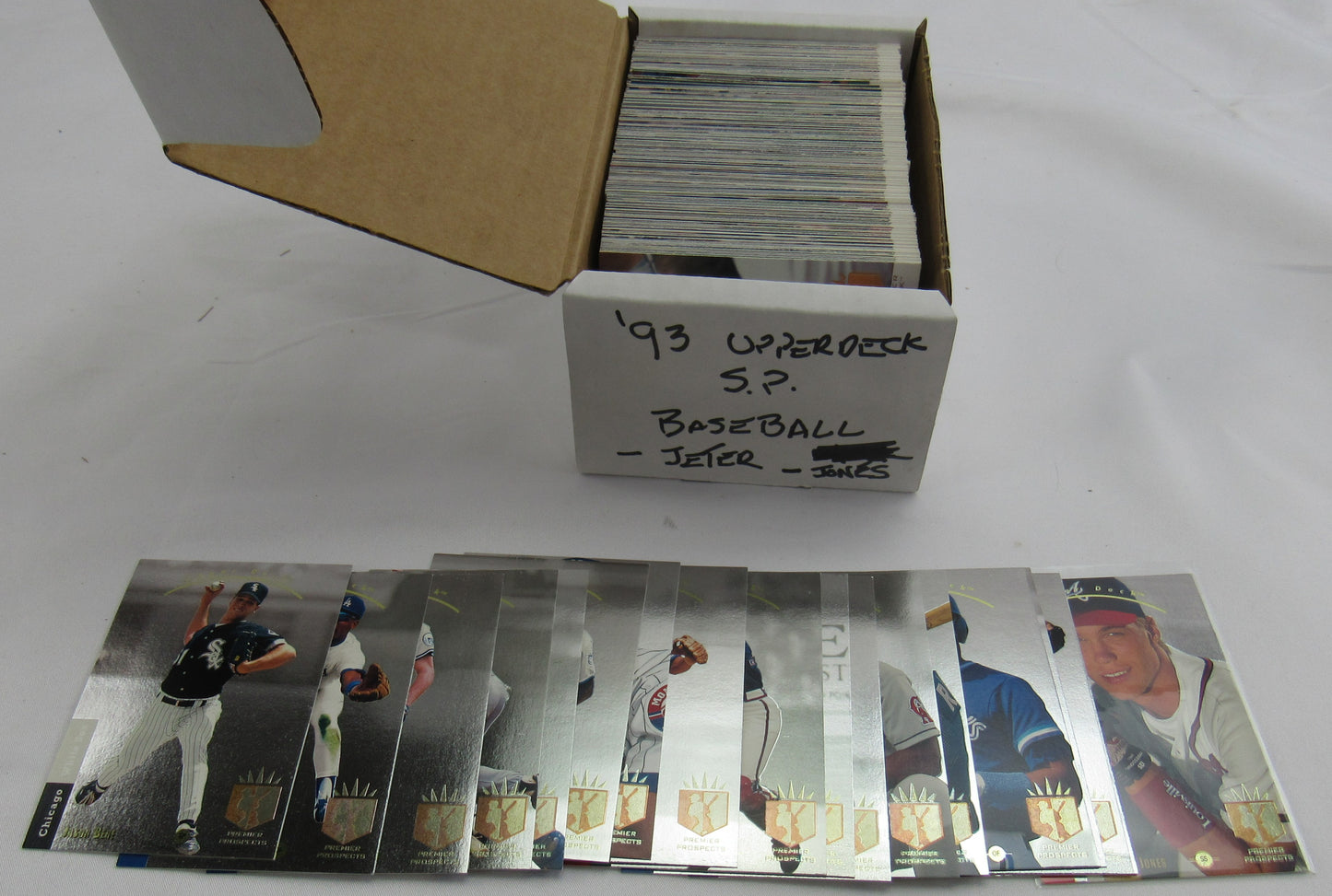1993 UPPER DECK SP BASEBALL SET - NO JETER, OTHERWISE COMPLETE & NICE CHIPPER