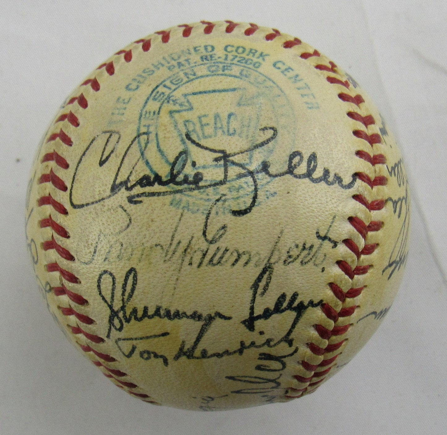 Joe DiMaggio, Yogi Berra, Phil Rizzuto +23 1948 Yankees Team Signed Auto Rawlings Baseball JSA LOA ZZ82757