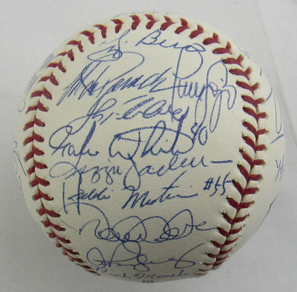 Derek Jeter Mariano Rivera Mike Mussina +23 2004 Yankees Team Signed Auto Rawlings Baseball JSA LOA ZZ82759