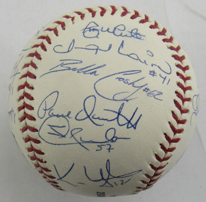 Derek Jeter Mariano Rivera Mike Mussina +23 2004 Yankees Team Signed Auto Rawlings Baseball JSA LOA ZZ82759