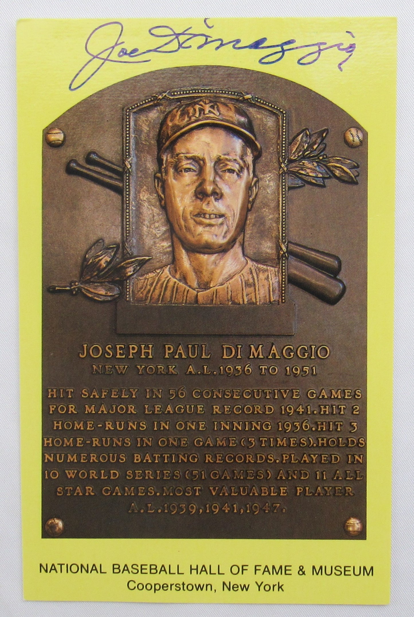 Joe DiMaggio Signed Photo Plaque JSA BA09027
