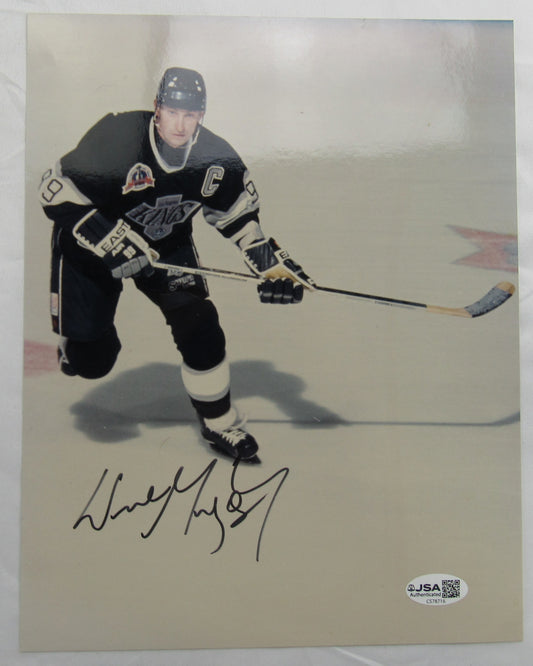 Wayne Gretzky Signed Auto 8x10 Photo JSA CS78716