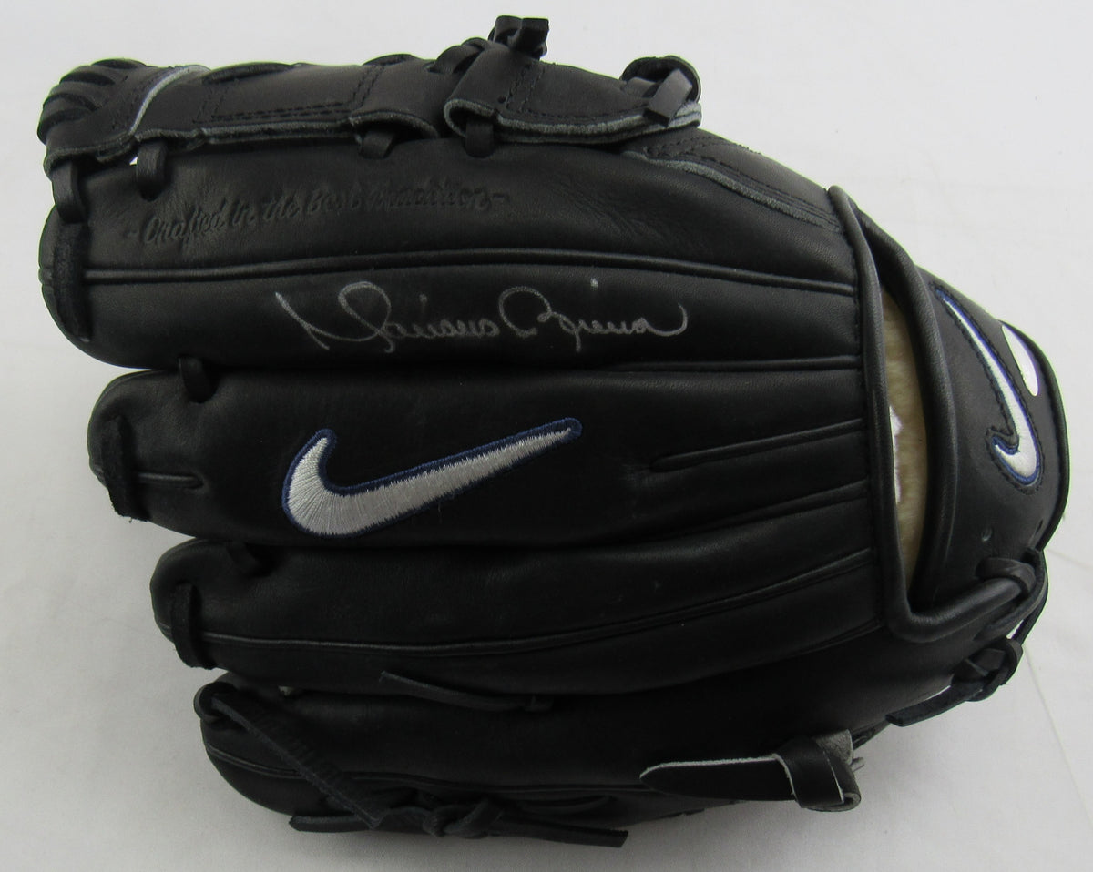 Mariano Rivera Signed Auto Baseball Glove Steiner Hologram
