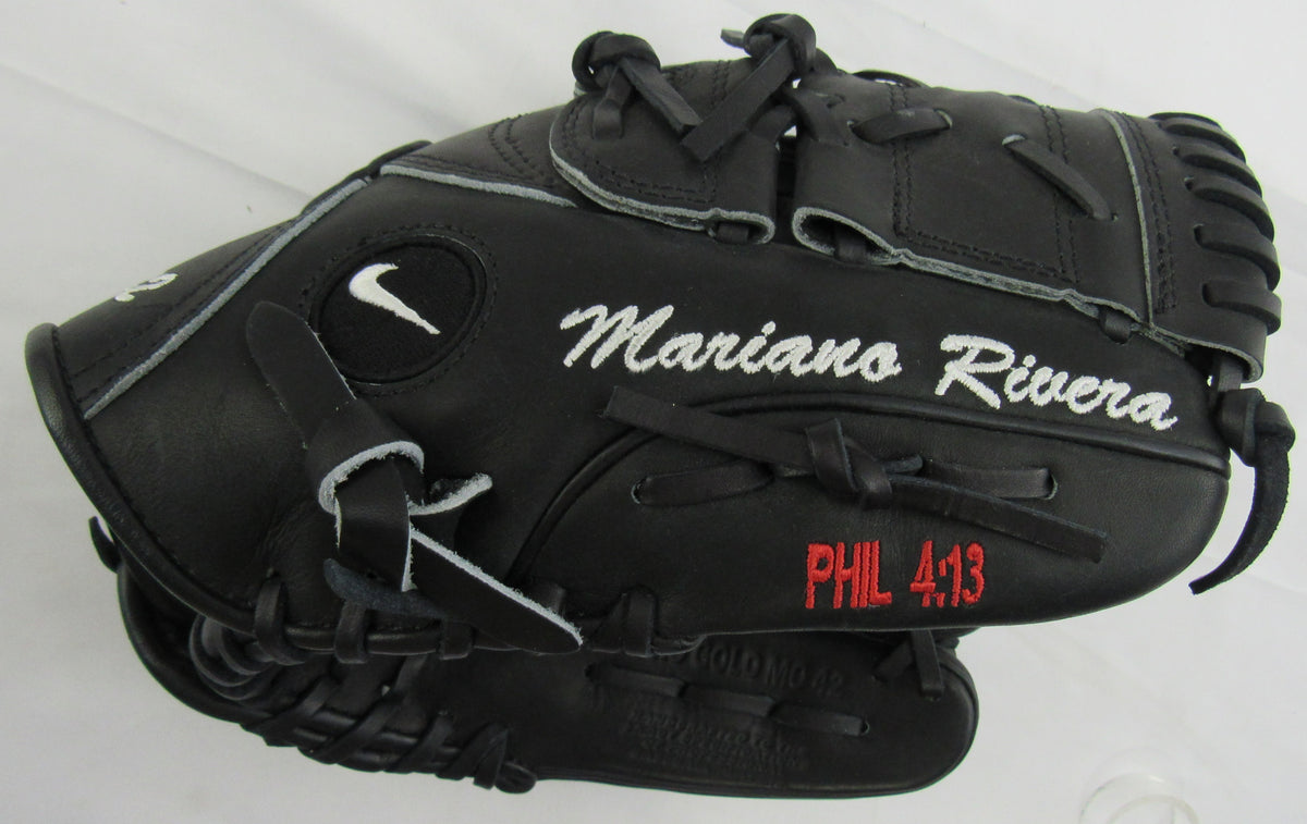 Mariano Rivera Signed Auto Baseball Glove Steiner Hologram