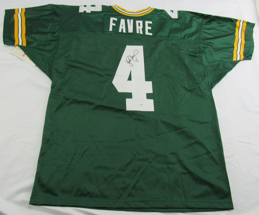 Brett Favre Signed Jersey JSA CM07453