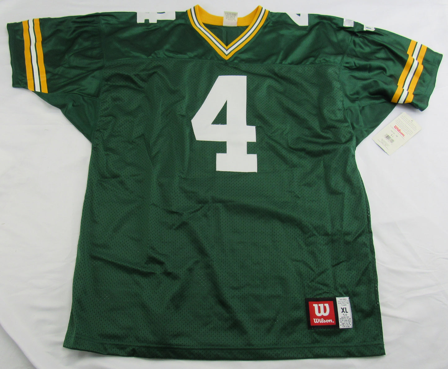 Brett Favre Signed Jersey JSA CM07453