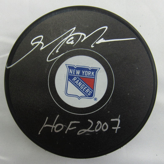 Mark Messier Signed Auto Autograph Rangers Logo Hockey Puck w/ Insc Fanatics Hologram