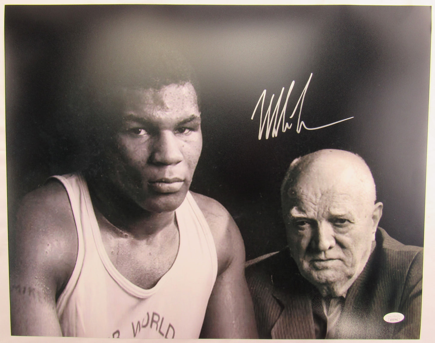 Mike Tyson Signed Auto Autograph 16x20 Photo JSA COA VI