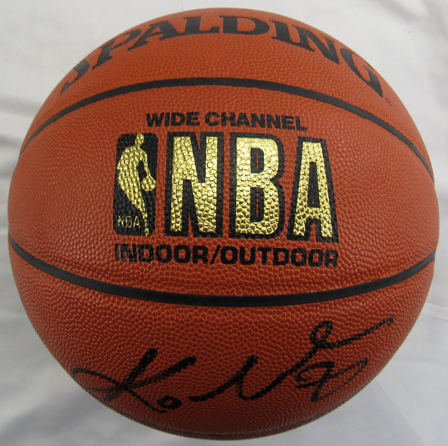 Kobe Bryant Signed Auto Spalding Basketball w/ Hologram