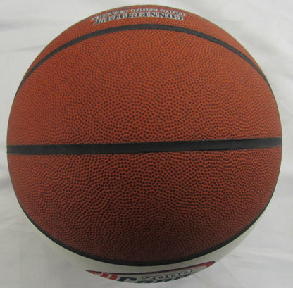 Geno Auriemma Signed Auto 2000 UConn National Champions Basketball JSA CL29252