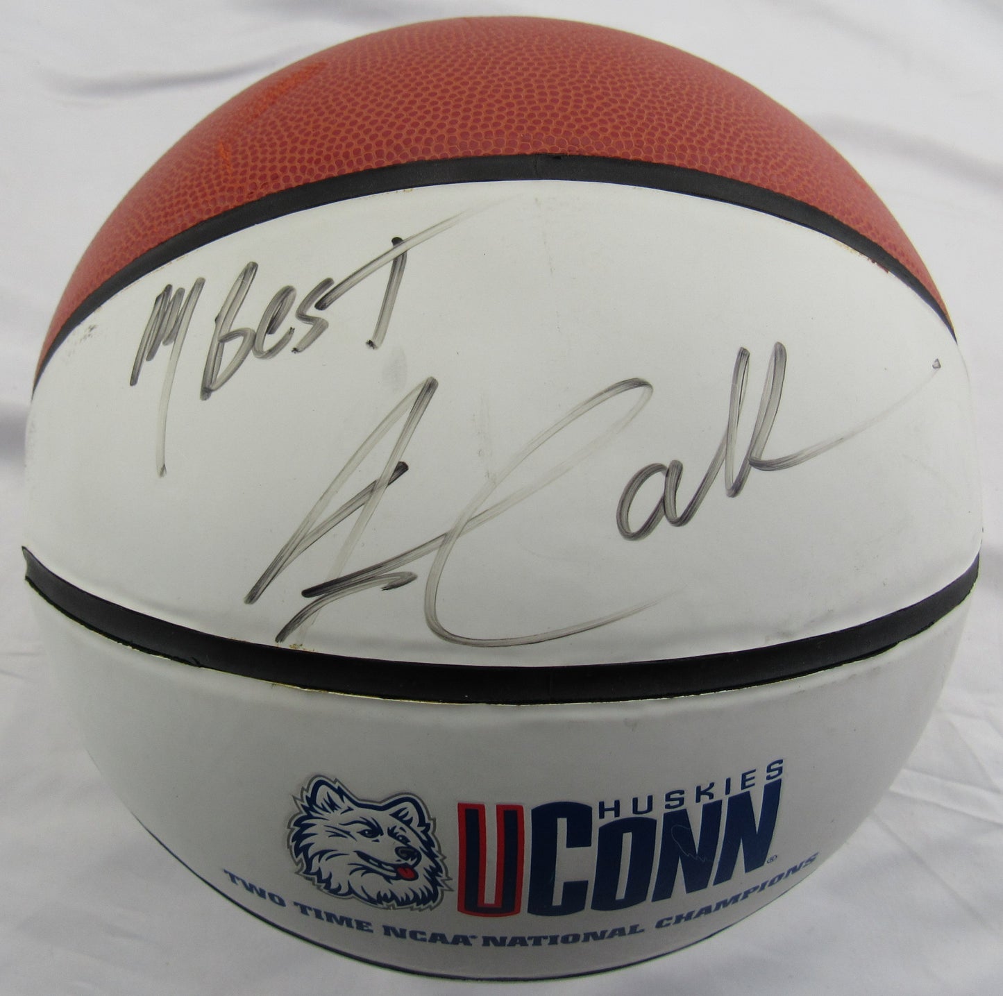Jim Calhoun Signed Auto 2004 Final Four UConn Basketball JSA CL29251