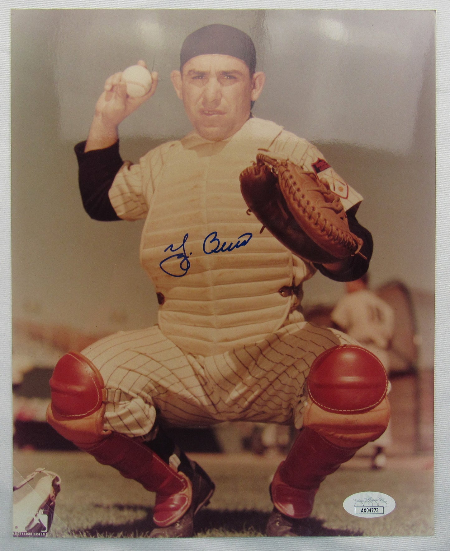 Yogi Berra Signed Auto Autograph 8x10 Photo JSA AX04773