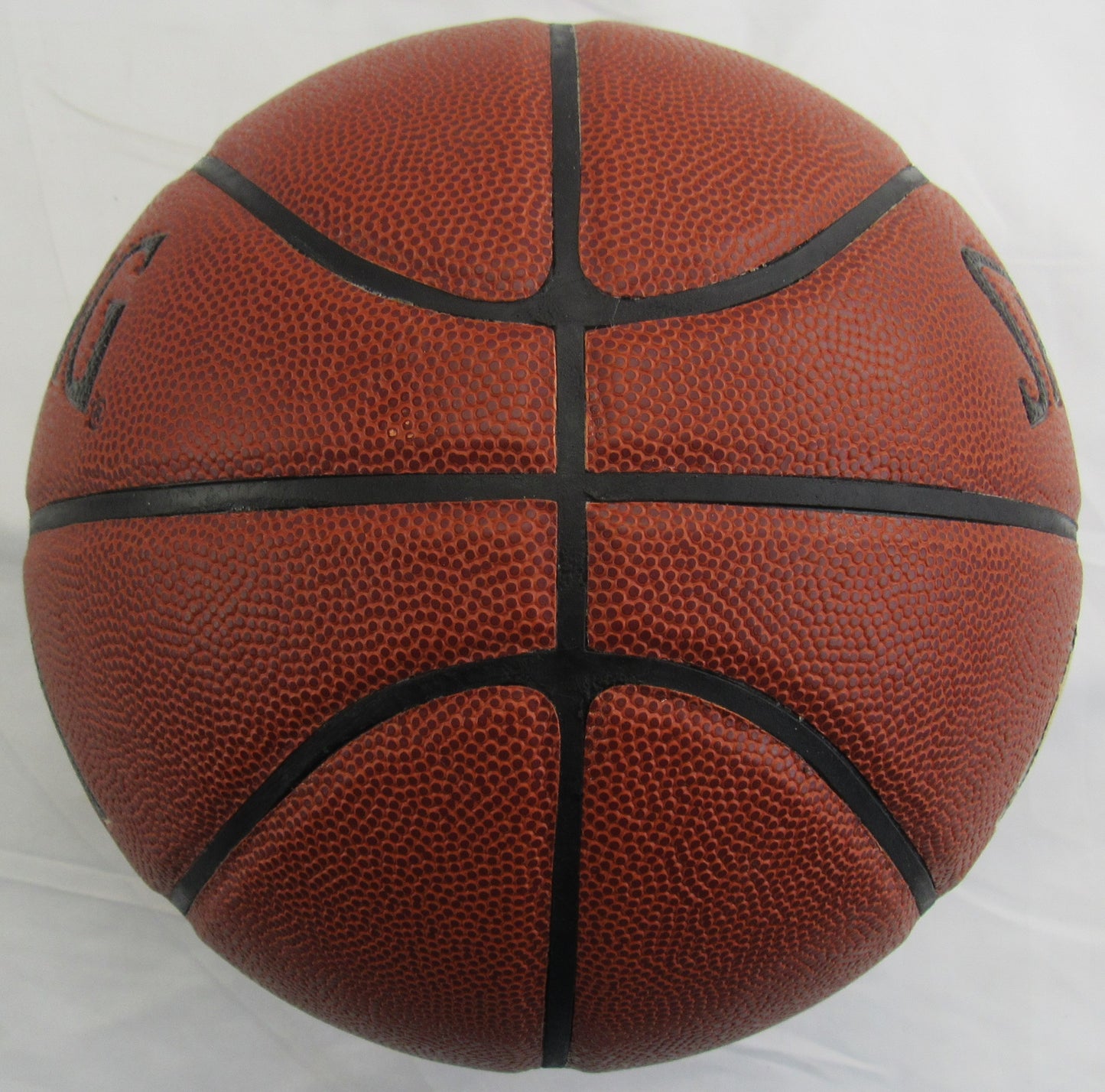 Magic Johnson Signed Auto Basketball PSA/DNA 6A17252