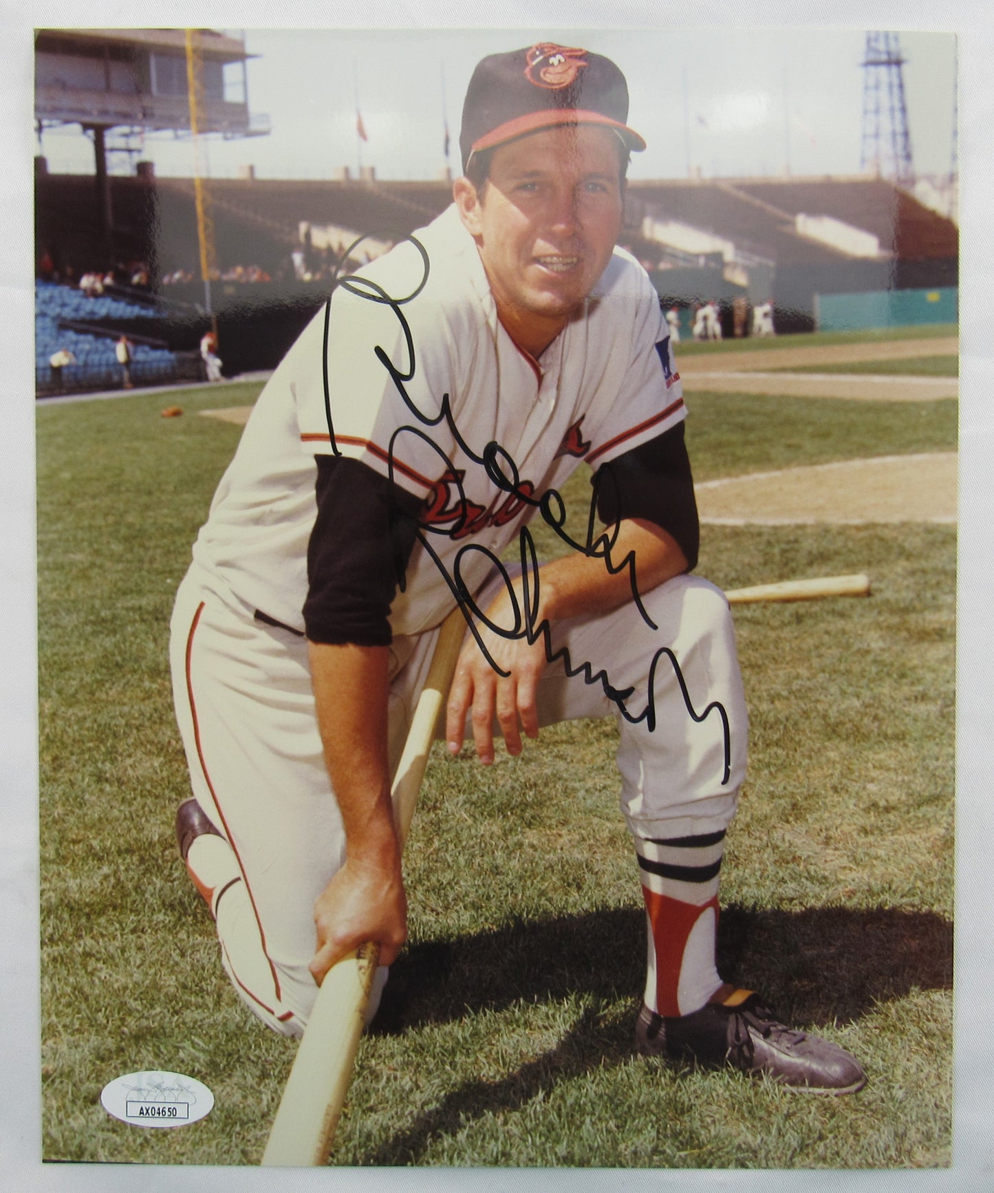 Brooks Robinson Signed Auto Autograph 8x10 Photo JSA AX04650