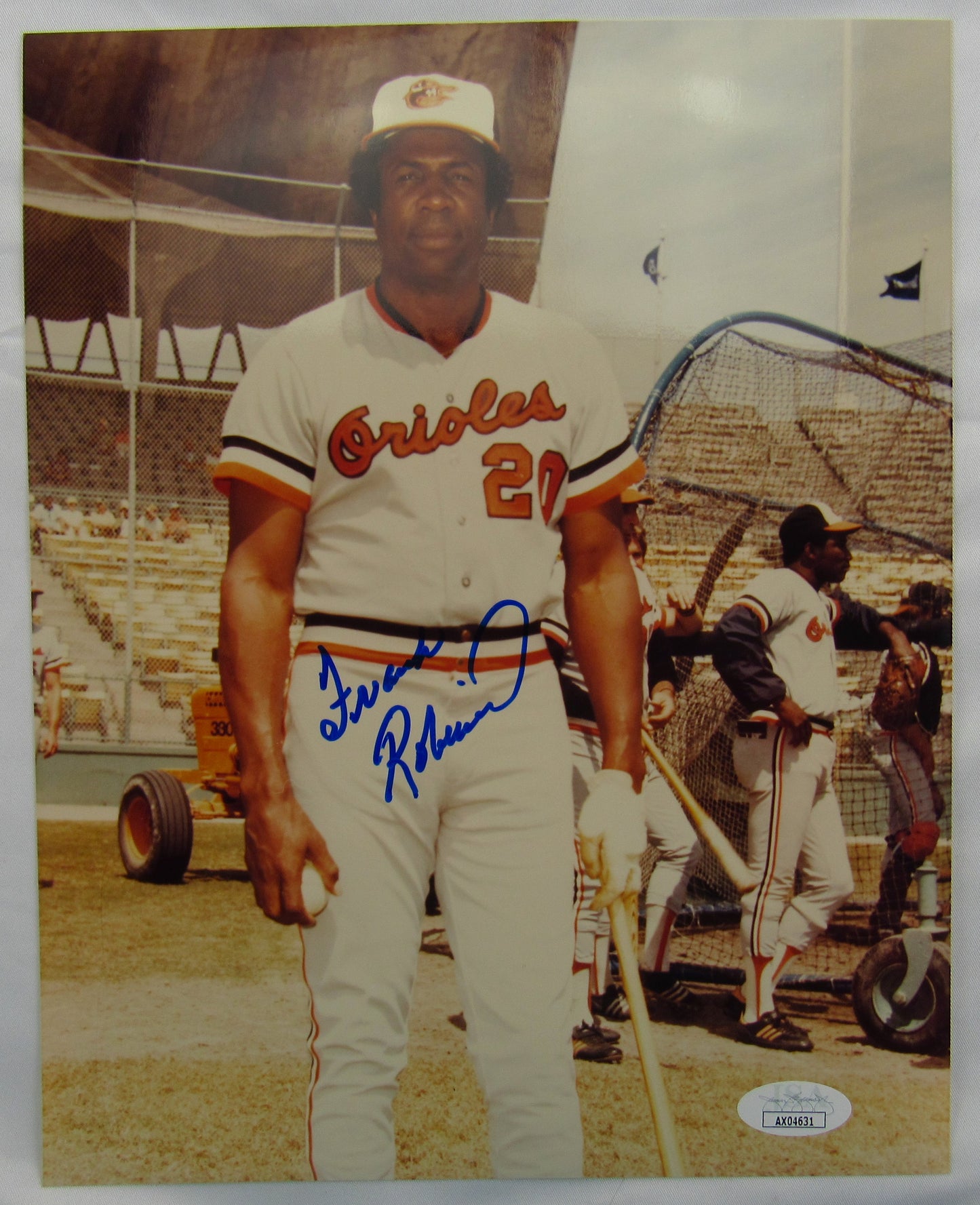 Frank Robinson Signed Auto Autograph 8x10 Photo JSA AX04631