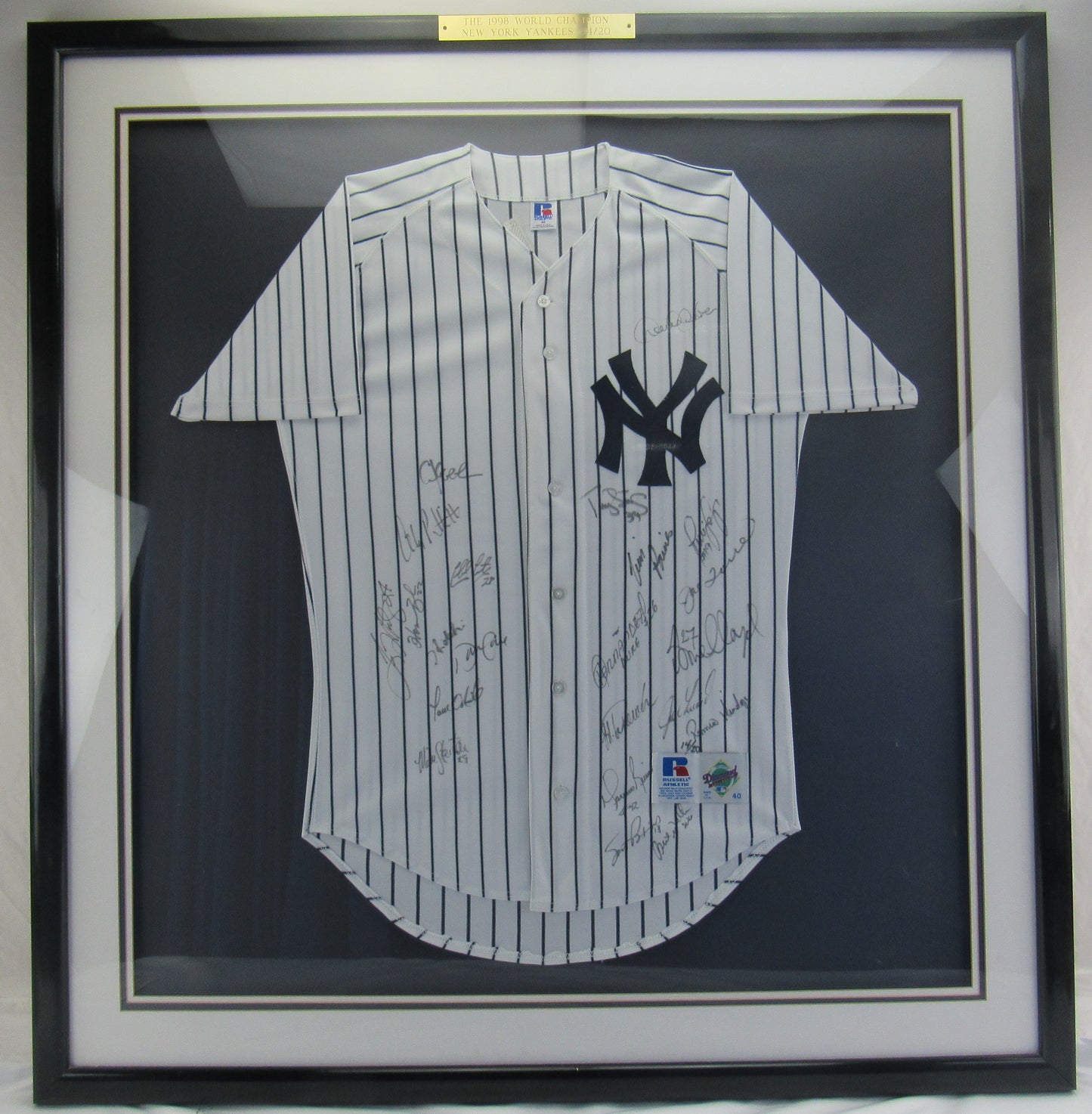 1998 World Series Champion New York Yankees Signed Auto Autograph Framed Jersey JSA LOA YY93497