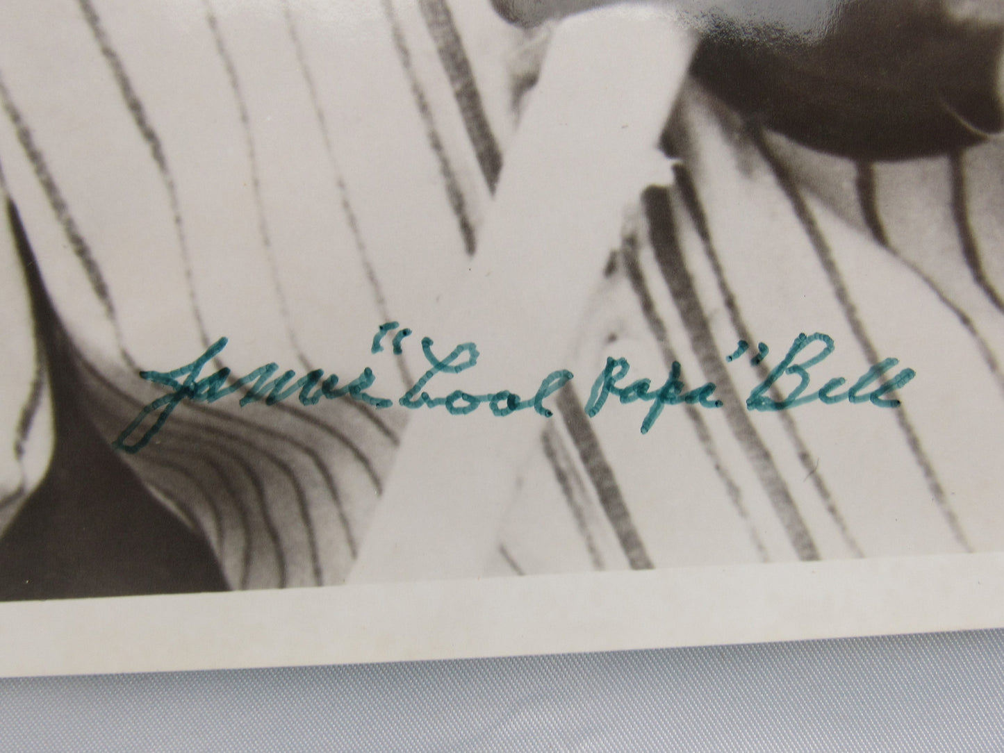 Cool Papa Bell Signed Auto Autograph 8x10 Photo JSA AY77350