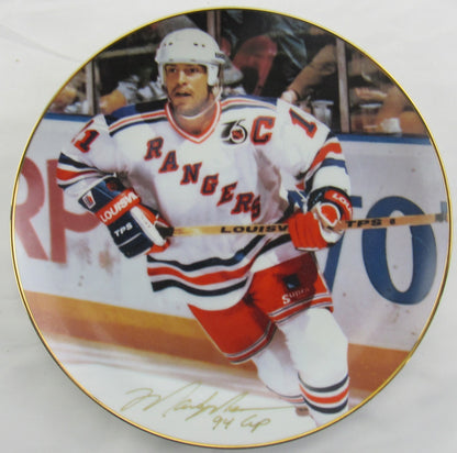 Mark Messier Signed Auto Autograph Ceramic Plate w/ 94 Cup Insc #978/3000 JSA AX04973