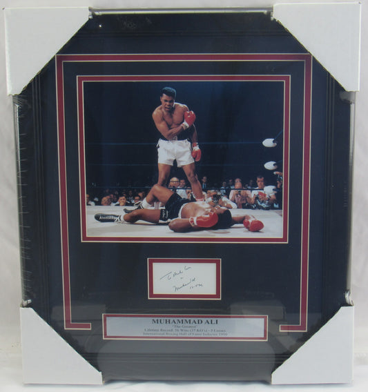 Muhammad Ali Signed Auto Autograph Framed Cut JSA LOA YY48893