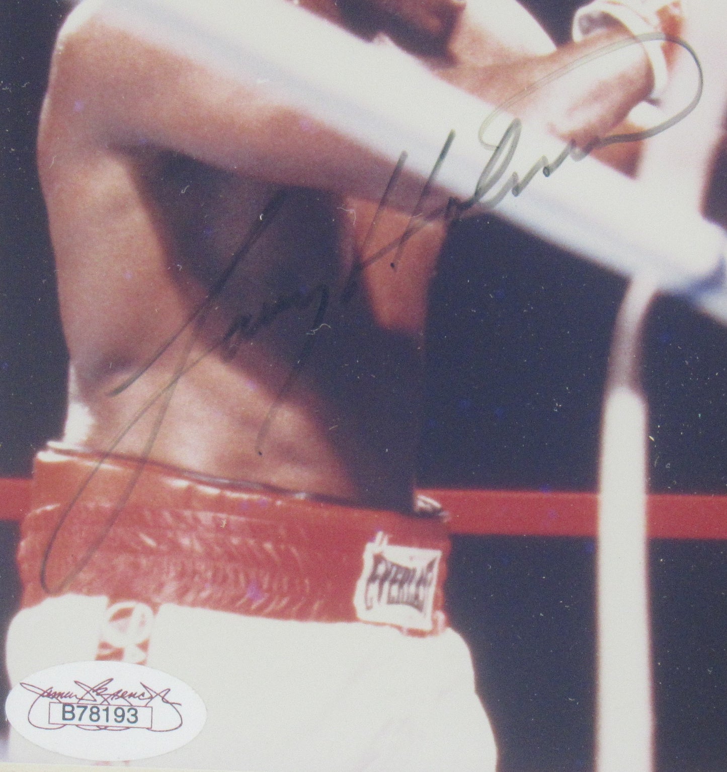 Muhammad Ali Signed Auto Autograph Framed Photo JSA B78193