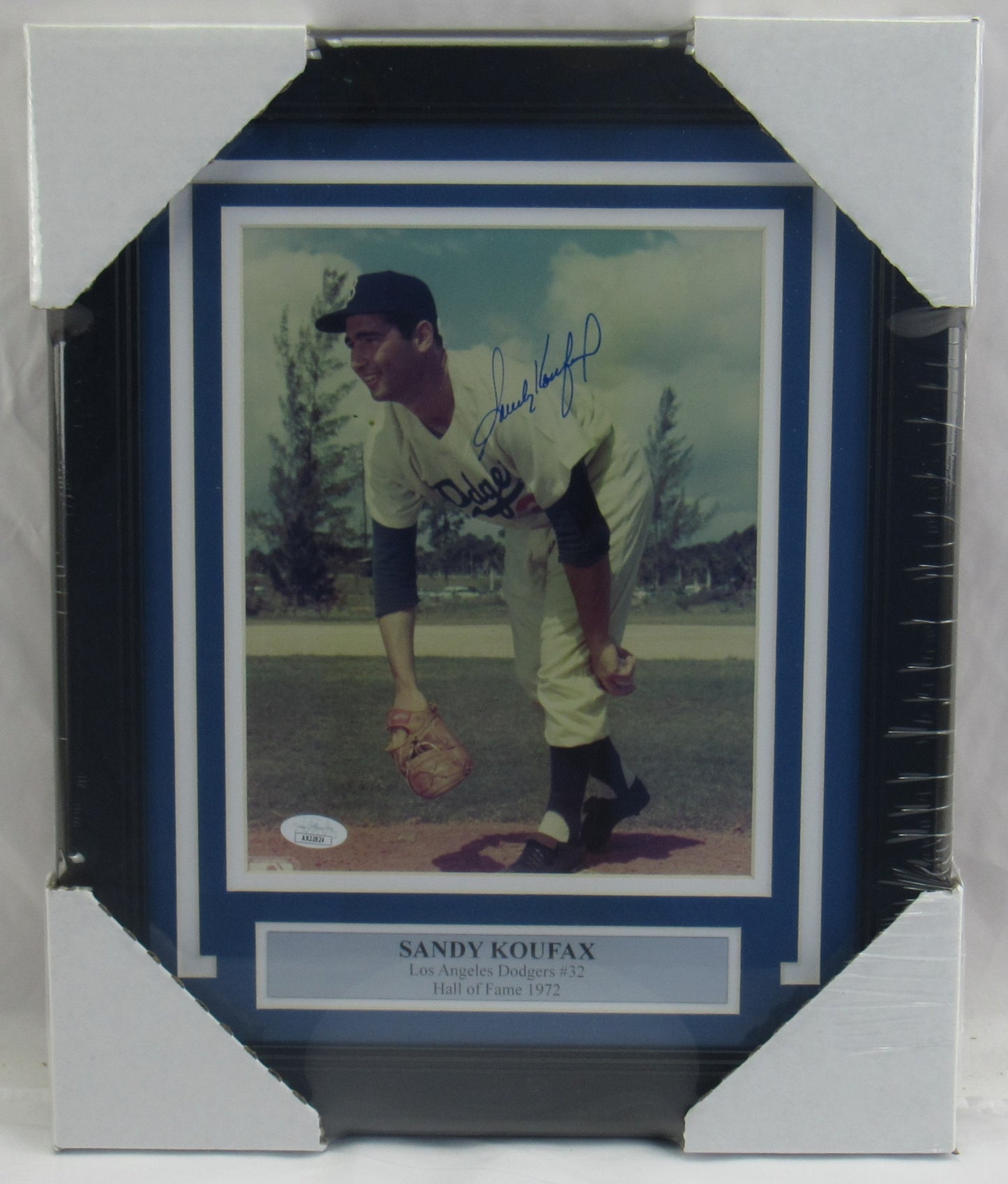 Sandy Koufax Signed Auto Autograph Framed Photo JSA AR22824