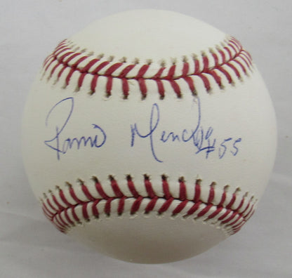 Ramiro Mendoza Signed Auto Rawlings Baseball B161