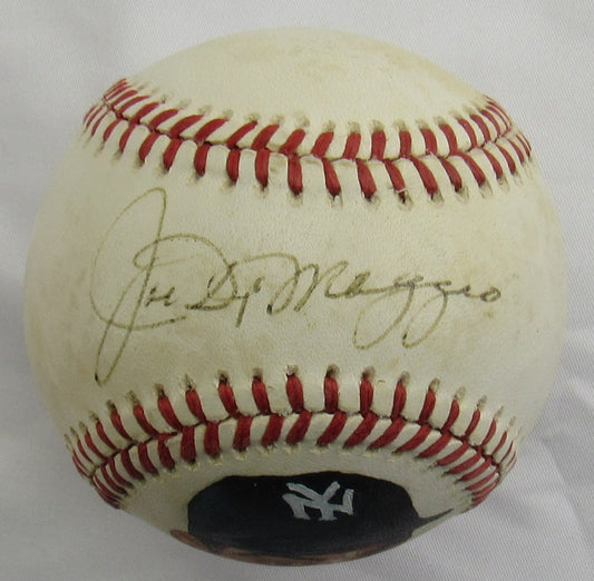 Joe DiMaggio Signed Auto Baseball PSA/DNA C97837