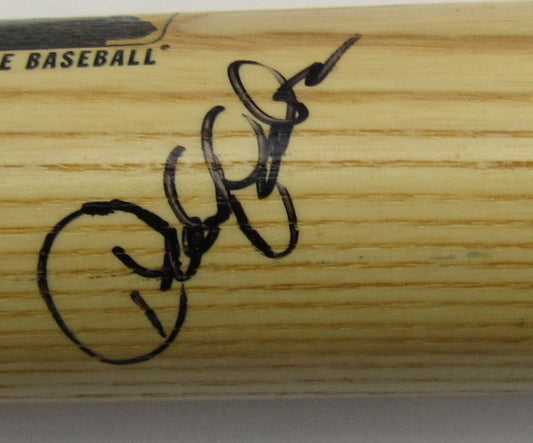 Derek Jeter Signed Auto Autograph Louisville Slugger Baseball Bat JSA LOA YY45405