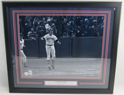 Carlton Fisk Signed Auto Autograph Framed 16x20 Photo Fanatics Hologram