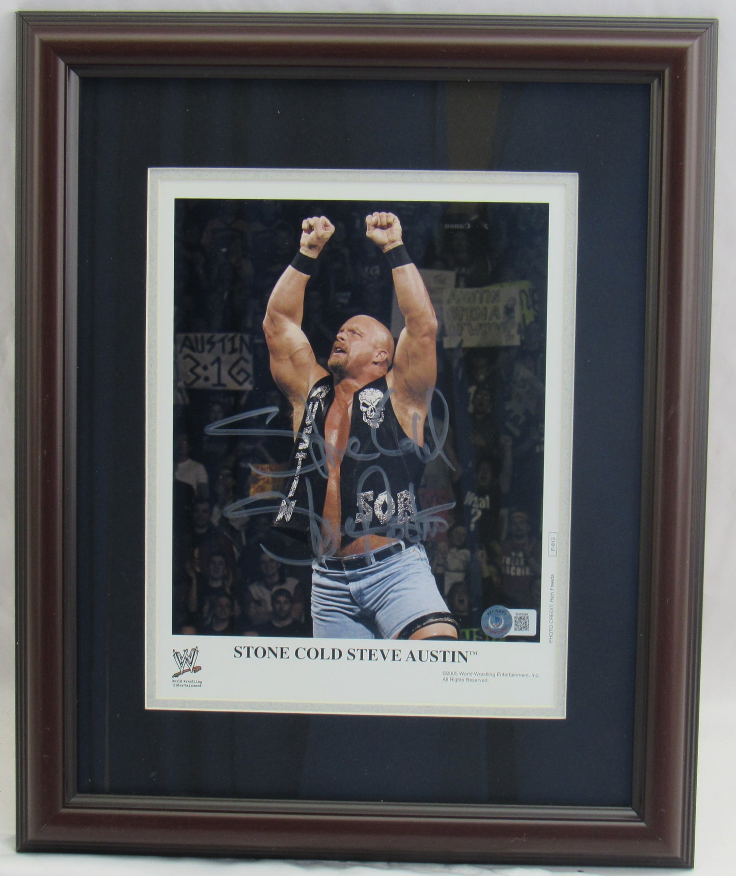 Stone Cold Steve Austin Signed Framed 8x10 Photo Beckett Holo BH84594