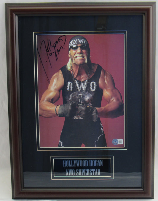 Hulk Hogan Signed Framed 8x10 Photo Beckett Holo
