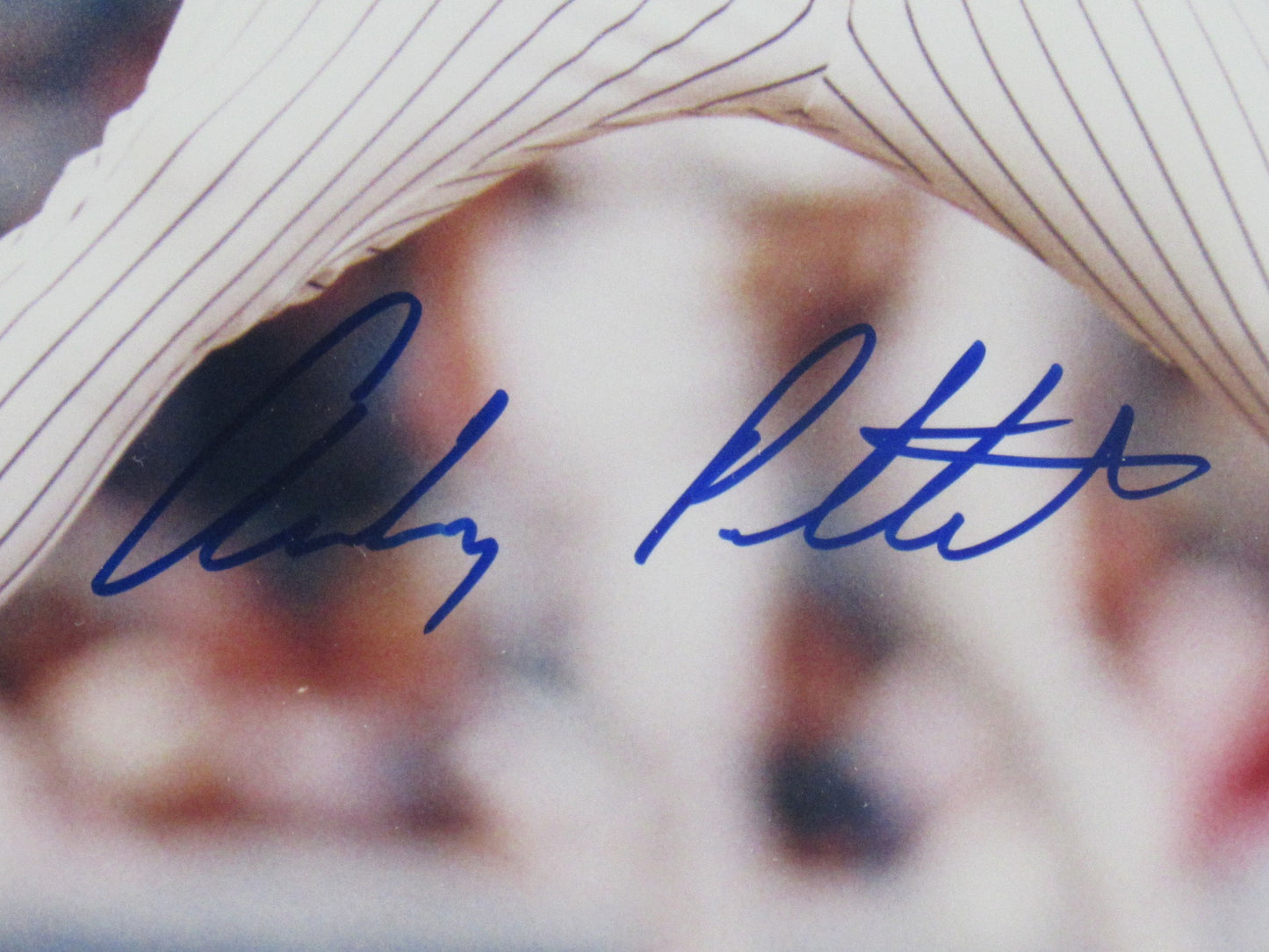 Andy Pettitte Signed Framed 8x10 Photo Beckett Holo